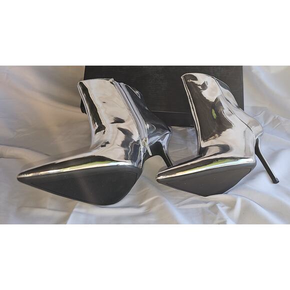 I.N.C. International Concepts Women's Holand Pointed-Toe Dress Booties - Picture 4 of 6